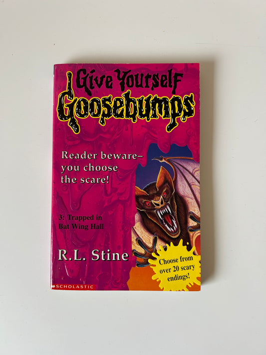 Give Yourself Goosebumps #3: Trapped in Bat Wing Hall – R.L. Stine